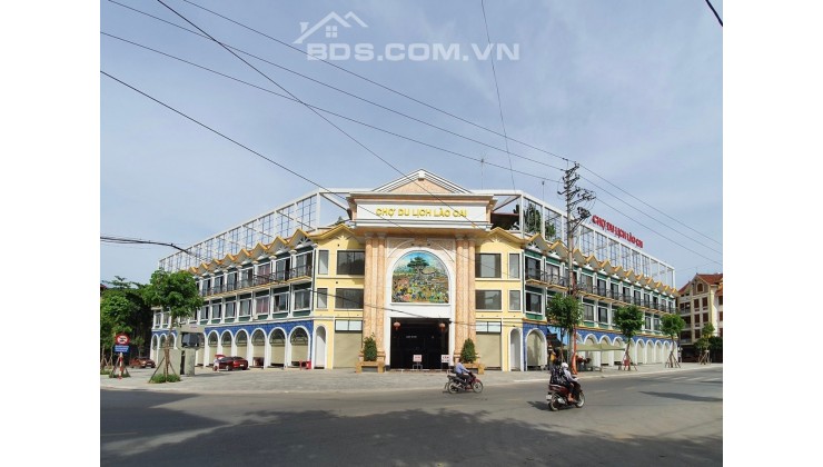 Mở bán kiot kinh doanh mặt đường Nguyễn Huệ, gần Ga Lào Cai